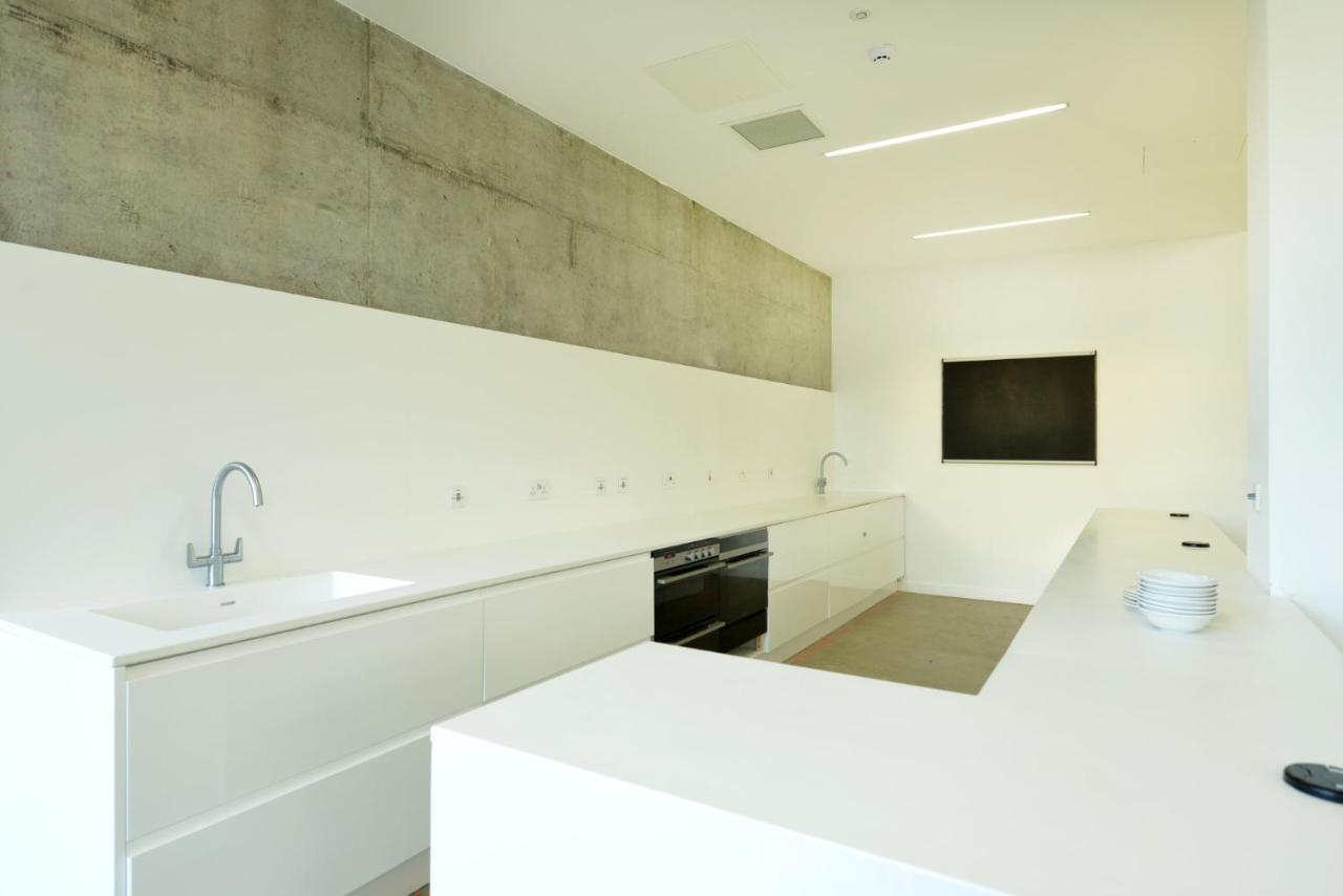 Apartamento For Students Only Spacious At Flinders House Located In *