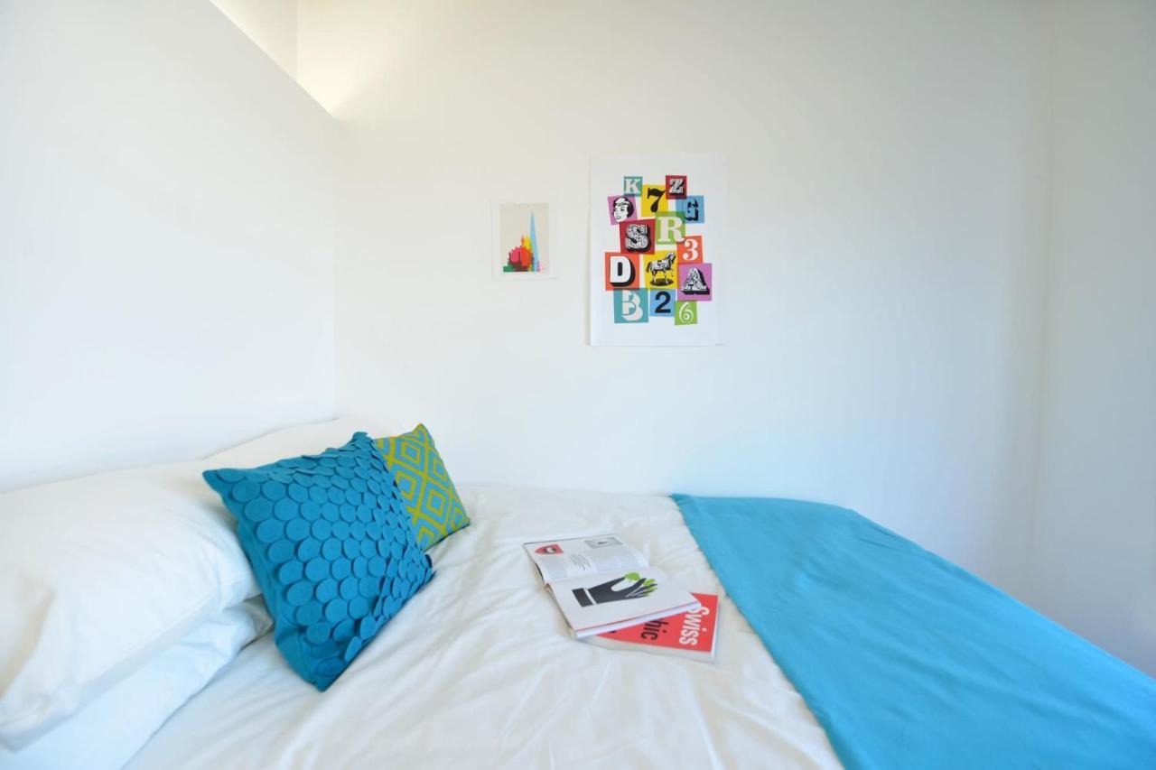 For Students Only Spacious At Flinders House Located In Appartement